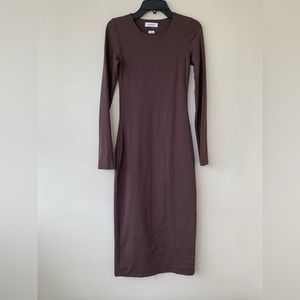 Babaton XS Midi Bodycon Dress